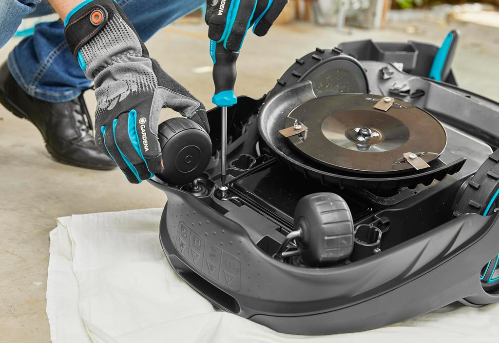 Gardena Original Garage für Mhroboter: Garage für Rasenmher, optimaler Sonnen- und Regenschutz für Rasenroboter und Ladestation (15020-20)