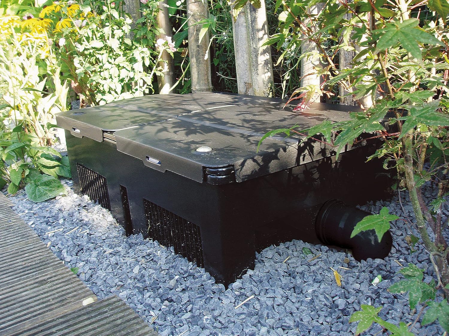 OASE 56789 Durchlauffilter BioSmart Set 36000 geeignet für Teiche bis 36 m³, Filtersystem, Filterkomplettset inkl Filtermaterial, Teichpumpe und UVC Klärer