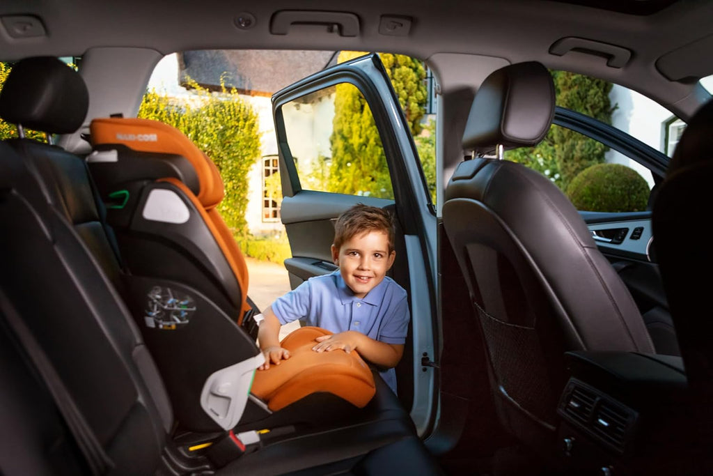 Maxi-Cosi Kore Pro i-Size Kindersitz, 3.5–12 Jahre, 100–150 cm, ClickAssist Licht, Verstellbare Höhe/Breite, Side Protection System+, Authentic Cognac