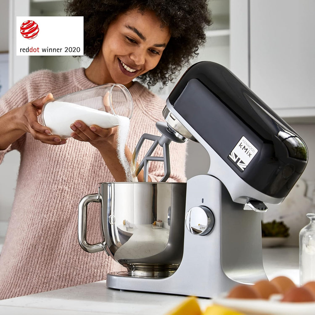 Kenwood kMix KMX750RD Küchenmaschine, 5 l Edelstahl Schüssel, Safe-Use-Sicherheitssystem, Metallgehuse, 1000 Watt, inkl. 3-Teiligem Patisserie-Set und Spritzschutz, Rot