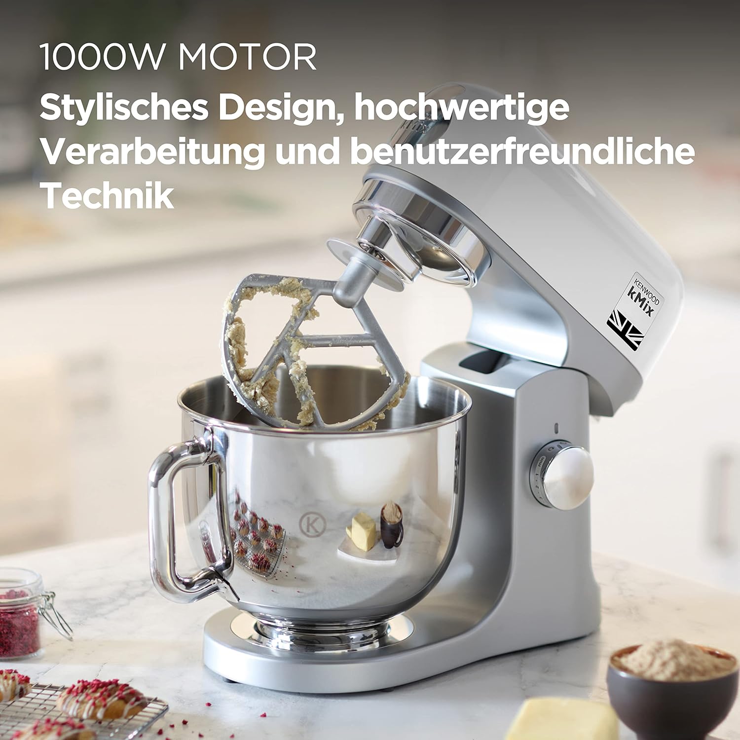 Kenwood kMix KMX750RD Küchenmaschine, 5 l Edelstahl Schüssel, Safe-Use-Sicherheitssystem, Metallgehuse, 1000 Watt, inkl. 3-Teiligem Patisserie-Set und Spritzschutz, Rot