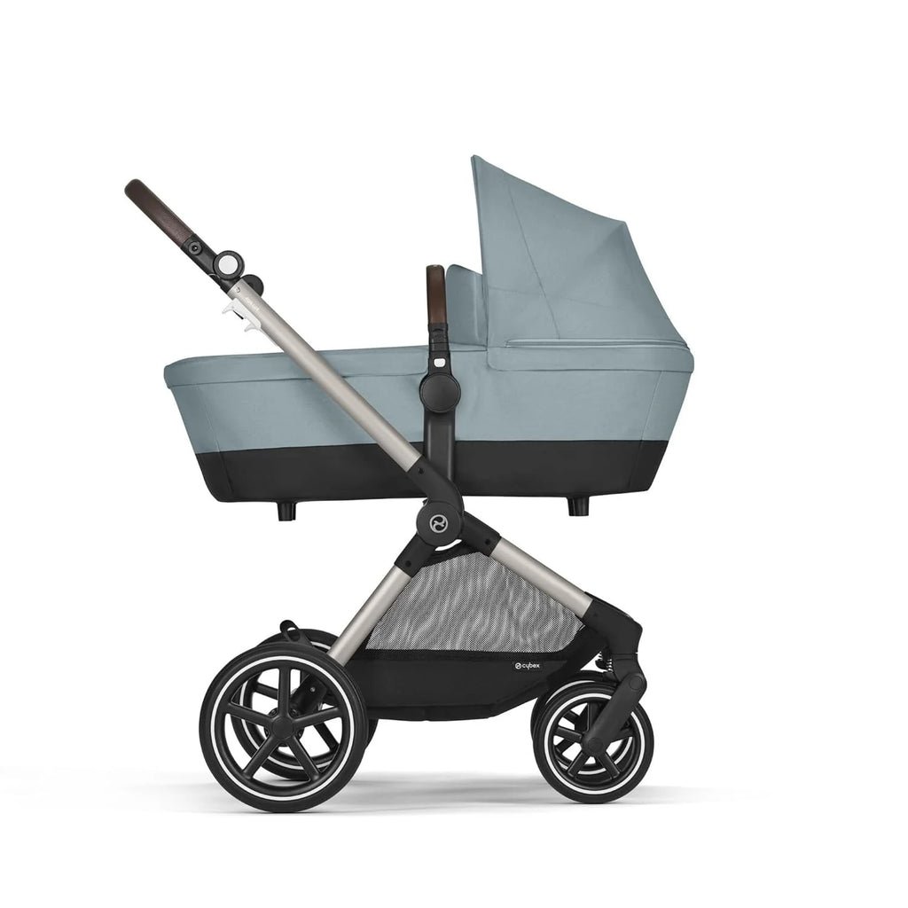 CYBEX Gold Kinderwagen EOS Lux 2-in-1 mit Babyschale Aton B2 i-Size und Babyschalen-Adapter, Reisesystem, Ab Geburt bis 22 kg (ca. 4 Jahre), Moon Black (Schwarz)