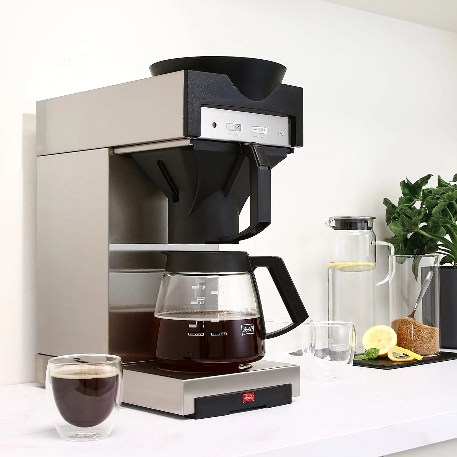 Melitta 20348 Filterkaffeemaschine mit Glaskanne, 1,8 l, Warmhalteplatte, 17M, Edelstahl/Schwarz ,