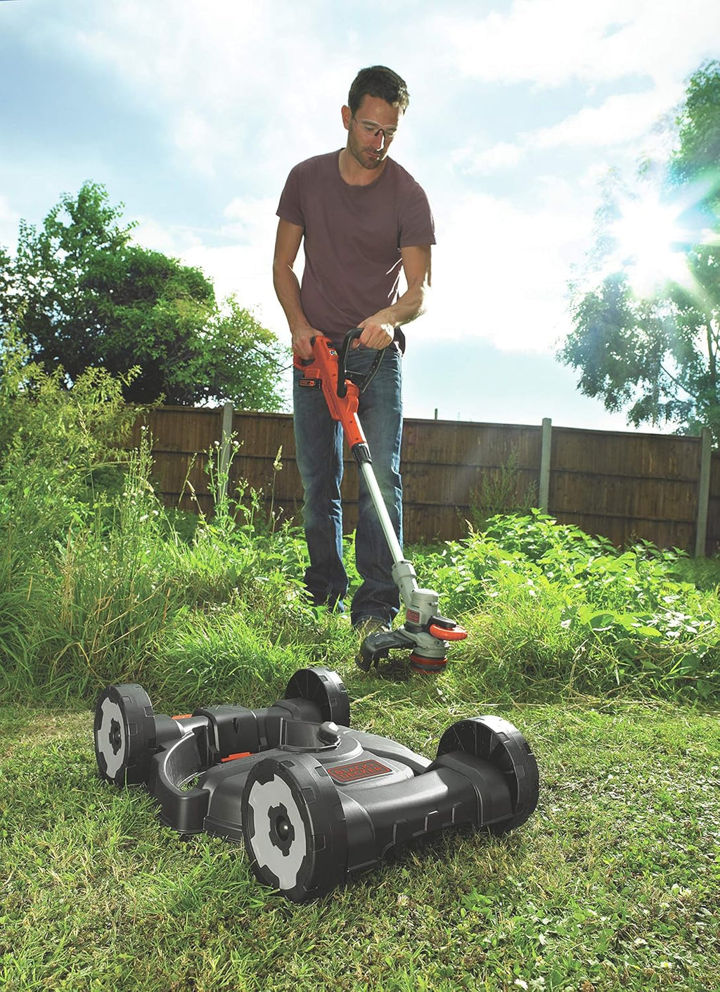 BLACK+DECKER 3-in-1 Multi-Trimmer-Set Rasentrimmer mit Akku Rasenkantenschneider (18V 2,0Ah Rasentrimmer mit Rasenmäheraufsatz, speziell für kleinste Rasenflächen und schwieriges Gelände) STC1820CM