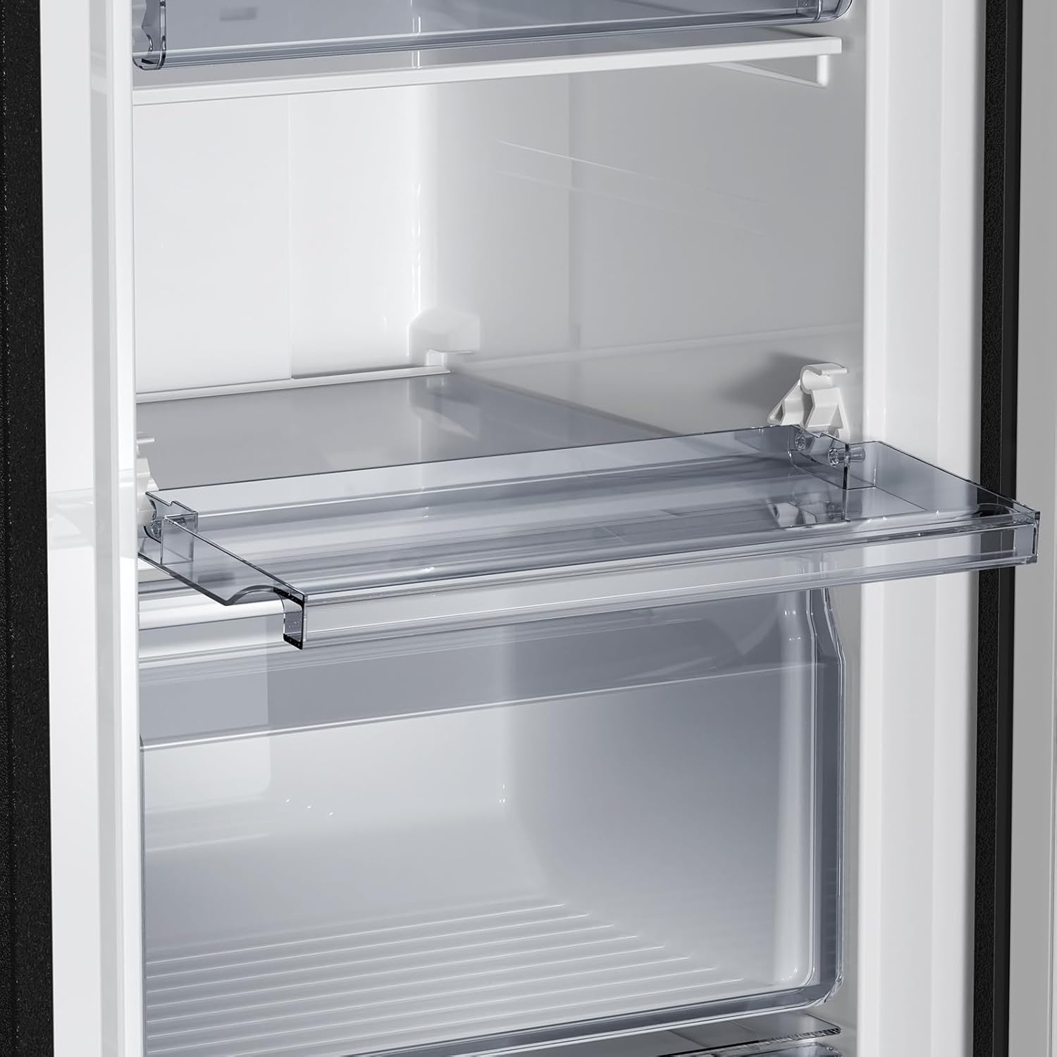 CHiQ FSD166NE4E Gefrierschrank 166 L, No Frost Technologie, Wechselbarer Türanschlag, Schwarzer Edelstahl, 144cm Höhe