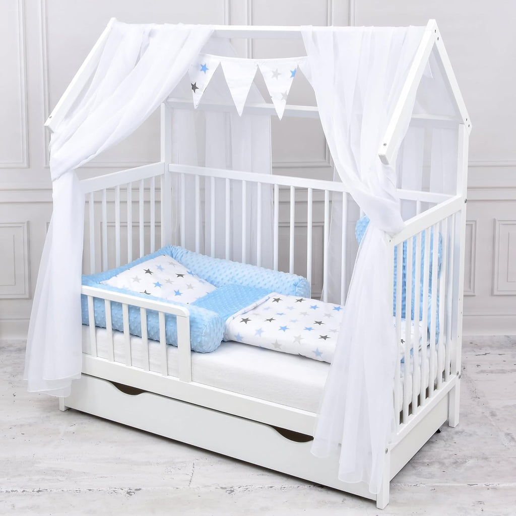 Baby Delux Babybett Komplett Set Hausbett 60x120 cm weiß Schublade Rausfallschutz Kinderbett Matratze Bettwäsche Deko Set (Prince Stars)