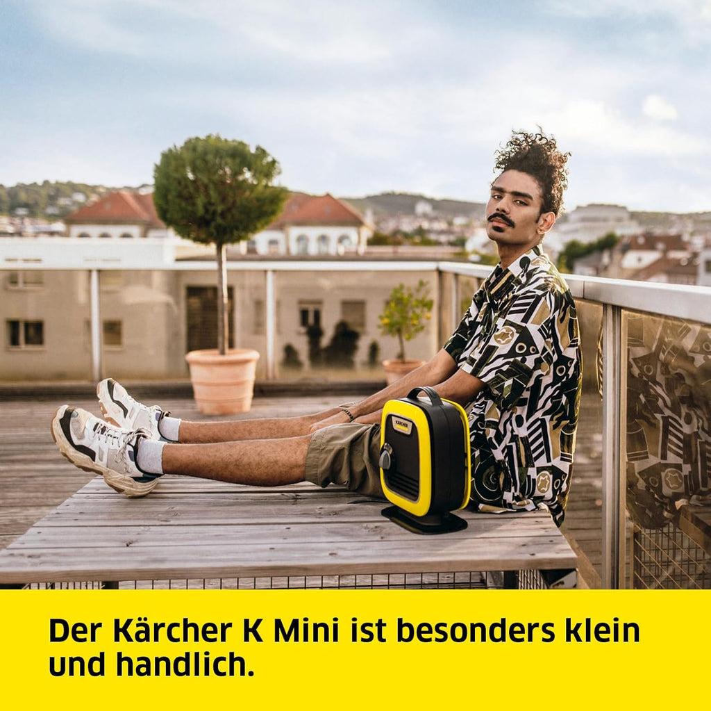 Krcher Hochdruckreiniger K Mini, leicht und kompakt, Druck: max. 110 bar, Durchfluss: 360 l/h, Flche: 20 m/h, Gewicht: 3,93 kg, Hochdruckpistole, Dreckfrser, Strahlrohr, Wasserfilter,Schwarz, Gelb