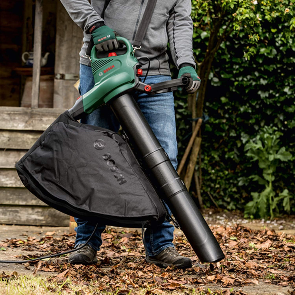 Bosch elektrischer Laubsauger/Laubblser UniversalGardenTidy 3000 (3000 W, Fangsack 50 l, stufenlose Drehzahleinstellung, zum Blasen, Saugen und Hckseln von Laub, in Kartonverpackung)